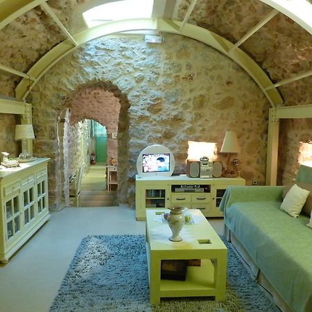 St. George Sykoussis Traditional Residence Άγιος Γεώργιος Συκούσης Δωμάτιο φωτογραφία